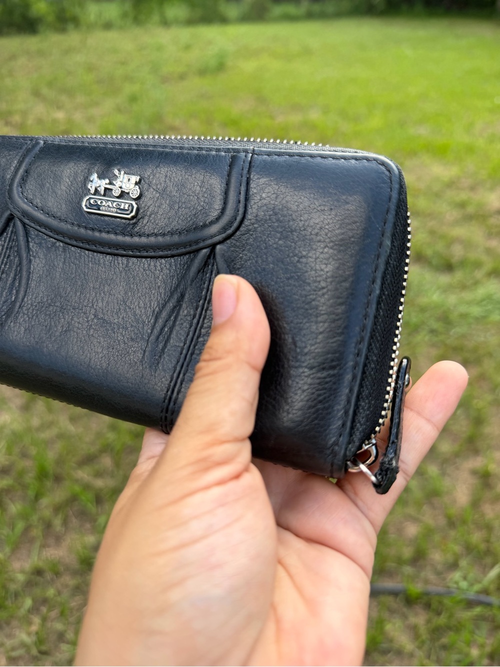 Coach Madison leather Zip around Wallet - Picture 11 of 11